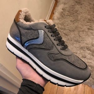 VOILE BLANCHE MARAN GRAY FLANNEL BROWN LEATHER BACK SIZE 39 WORN FEW TIMES